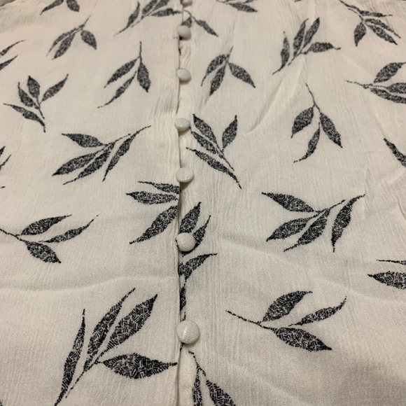 Gilli High Neck Tank Top Button Down White Gray Leaves Women’s Size S Lined - Picture 5 of 8